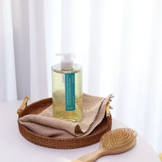 닥터시드 페퍼민트 앤 레몬 비건 비듬케어 쿨 탈모 샴푸 (1000ml) — 5점을 준 리뷰어가 2024년 2월 올린 사용 사진