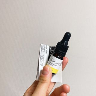 라라로즈데이 시즌2 천연 아로마오일 Y존 케어 속옷향수 이너퍼퓸 5ml  여성의 자존감을 UP시키자 — 5점을 준 리뷰어가 2021년 9월 올린 사용 사진