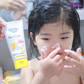 포멀비 키즈 더마베리어 아토 세트(크림 120ml+워시 300ml+스틱밤 18g) — 5점을 준 리뷰어가 2023년 11월 올린 사용 사진