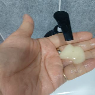 닥터레이디 밸런스 케어 워시 올인원 바디클렌져 여성청결제 — 3.5점을 준 리뷰어가 2022년 4월 올린 사용 사진