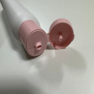 위시스 프리미엄 글루타치온  화이트닝 바디로션 — 4.5점을 준 리뷰어가 2023년 1월 올린 사용 사진