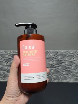 달리프 갈락토미세스 베러 퍼퓸 바디로션 로즈머스크 — 5점을 준 리뷰어가 2021년 2월 올린 사용 사진
