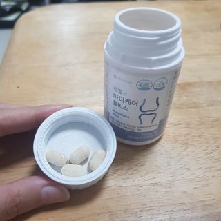 프리마인 평생 써야하는 관절의 건강을 위한 완벽설계 솔루션 관절n마디케어 플러스 120정 — 5점을 준 리뷰어가 2021년 10월 올린 사용 사진