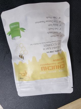 녹다 츄츄고체치약 150정 프로폴리스 죽염 씹는 치약 — 5점을 준 리뷰어가 2022년 12월 올린 사용 사진