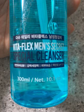 다슈코리아 다슈 데일리 비타플렉스 남성 청결제 — 5점을 준 리뷰어가 2021년 1월 올린 사용 사진