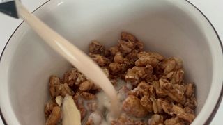맛있게 먹어도 당 1g 대, 오!그래놀라 저당 통보리 — 5점을 준 리뷰어가 2025년 1월 올린 사용 사진
