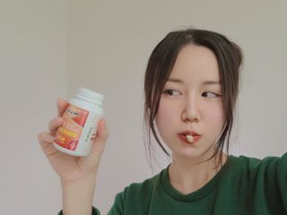 [원어데이] 미국판매 1위 멀티비타민, 하루 한 알로 최대 21가지 비타민과 미네랄을 한번에~ — 4.5점을 준 리뷰어가 2021년 10월 올린 사용 사진