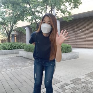 로서울 High Neck T-Shirt Navy, Gray — 5점을 준 리뷰어가 2021년 5월 올린 사용 사진