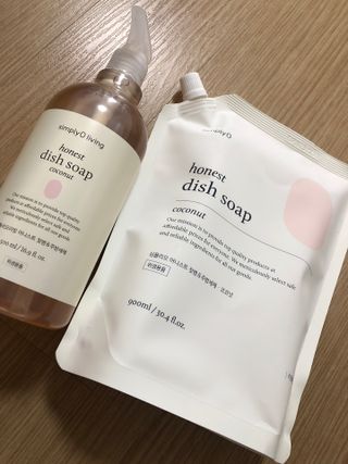 심플리오리빙 어니스트 주방세제 본품 500ml + 리필 900ml (코코넛향) — 5점을 준 리뷰어가 2022년 6월 올린 사용 사진