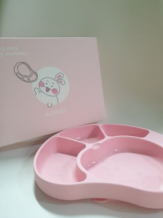 유비맘 캐릭터 실리콘 흡착 식판_색상 랜덤발송 — 5점을 준 리뷰어가 2021년 3월 올린 사용 사진