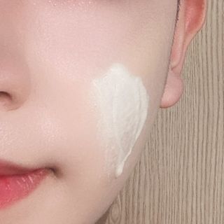 IO 아이오 오늘도 넌 예뻐 - 데일리딥 클렌징폼 — 5점을 준 리뷰어가 2021년 2월 올린 사용 사진