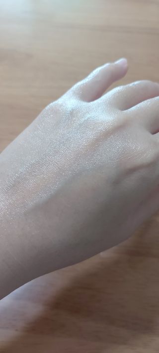 [후르디아] 민감피부 수분크림 비건 아보카도 크림 — 4점을 준 리뷰어가 2022년 8월 올린 사용 사진