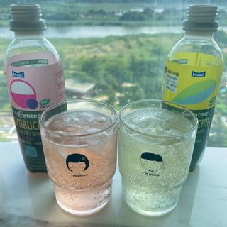 더그레잇티 콤부차 [매일유업] 더그레잇티 44kcal 콤부차 300ml *12개입 (오리지널 6개+베리리치 6개) — 5점을 준 리뷰어가 2023년 7월 올린 사용 사진