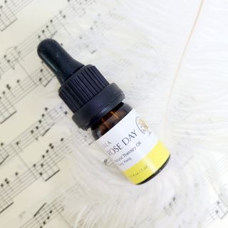 라라로즈데이 시즌2 천연 아로마오일 Y존 케어 속옷향수 이너퍼퓸 5ml  여성의 자존감을 UP시키자 — 5점을 준 리뷰어가 2021년 10월 올린 사용 사진