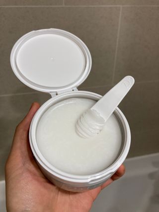 듀오코리아 [듀오] 피부맞춤형 저자극 클렌징밤 1종 랜덤발송 (모공케어,안색개선,안티에이징,블랙헤드) — 4.5점을 준 리뷰어가 2022년 5월 올린 사용 사진
