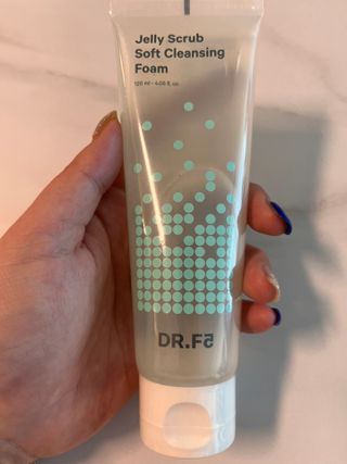닥터에프파이브 젤리스크럽 소프트 클렌징폼 120ml — 5점을 준 리뷰어가 2022년 6월 올린 사용 사진