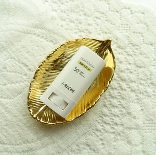 아이레시피 라이트터치 선스틱 15g (SPF50+, PA++++) — 5점을 준 리뷰어가 2023년 2월 올린 사용 사진