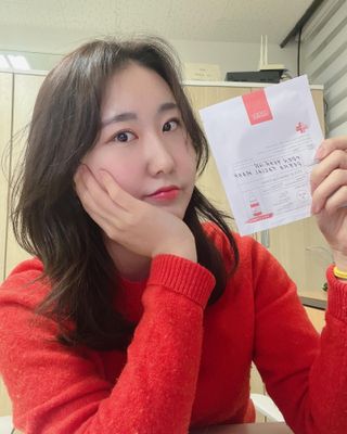쿠피 피디알엔 연어 더마 페이셜 마스크 — 5점을 준 리뷰어가 2022년 1월 올린 사용 사진