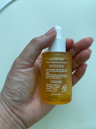 체르엠 스템앤셀 비타민 브라이트닝 에센스 30ml 1개 — 5점을 준 리뷰어가 2021년 8월 올린 사용 사진