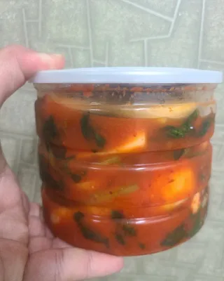 셰프애찬 알타리김치 총각김치 1kg — 4.5점을 준 리뷰어가 2022년 10월 올린 사용 사진