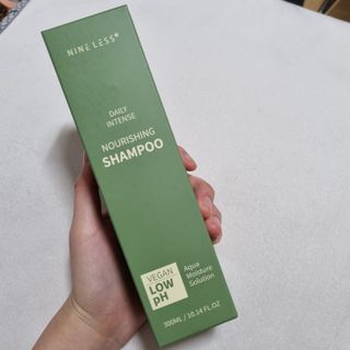나인레스 데일리 인텐스 너리싱 샴푸 300ml / 10.14 fl.oz — 5점을 준 리뷰어가 2021년 11월 올린 사용 사진