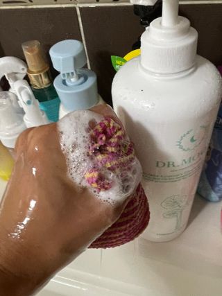 [닥터문] 센텔라 시카케어 화이트머스크 바디워시 1000ml — 5점을 준 리뷰어가 2023년 8월 올린 사용 사진