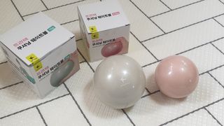 트라택 쿠셔닝 웨이트볼 0.5kg + 1kg SET — 5점을 준 리뷰어가 2022년 4월 올린 사용 사진