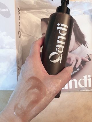 헤어플러스 콴디 플러피 클라우드 버블 팩 클렌저 — 5점을 준 리뷰어가 2021년 3월 올린 사용 사진