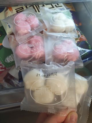 종로복떡방 레트로 3총사 꿀떡 세트 — 5점을 준 리뷰어가 2021년 4월 올린 사용 사진