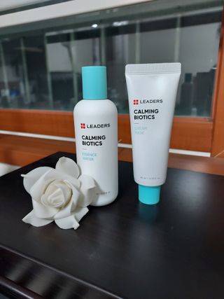 리더스코스메틱 리더스 카밍 바이오틱스 #1등 진정 기획세트 [에센스 워터150ml + 크림 마스크80ml] — 5점을 준 리뷰어가 2022년 9월 올린 사용 사진