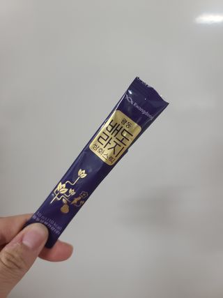 광동생활건강 나우 [광동] 배도라지 쌍화스틱 10mL x 100포 — 5점을 준 리뷰어가 2023년 2월 올린 사용 사진