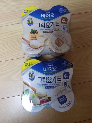 매일바이오 그릭요거트 오리지널 플레인 4개, 로스터리 커피믹스 4개 — 5점을 준 리뷰어가 2021년 12월 올린 사용 사진