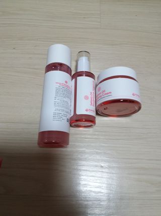 아이앤립 / EYENLIP 아이앤립 연어오일 리바이탈라이징 토너+앰플+크림 3종 세트 — 5점을 준 리뷰어가 2021년 5월 올린 사용 사진