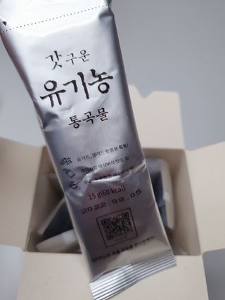 씨알푸드 유기농 쌀 시리얼 390g + 갓 구운 유기농 발아통곡물 150g — 5점을 준 리뷰어가 2021년 12월 올린 사용 사진