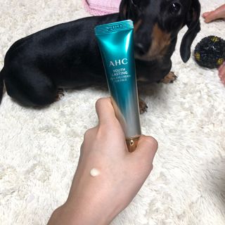 [NEW 탄력유턴 아이크림] AHC 유스 래스팅 리얼 아이크림 포 페이스 — 5점을 준 리뷰어가 2021년 3월 올린 사용 사진