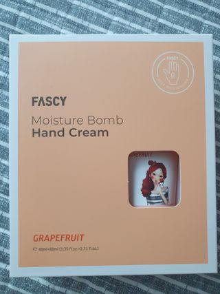 파시 FASCY 高保湿ハンドクリーム40ml+80ml セット — 5점을 준 리뷰어가 2021년 8월 올린 사용 사진