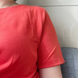 아르보노브라 아르보노 10color 데일리 반팔 노브라티 — 5점을 준 리뷰어가 2022년 5월 올린 사용 사진