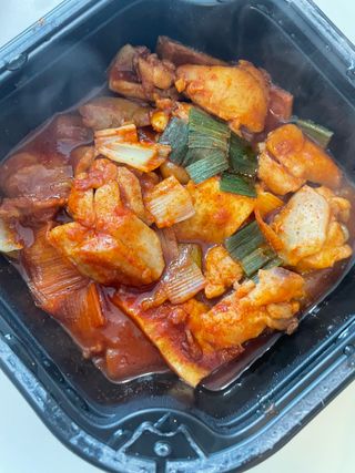 한성기업 무볼레 닭떡볶이+해물떡볶이 2종 세트 — 5점을 준 리뷰어가 2021년 10월 올린 사용 사진