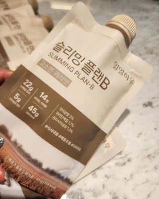 일일하우 슬리밍 플랜B 고소한 귀리맛, 진한 카카오맛 (체중조절식) — 4점을 준 리뷰어가 2023년 7월 올린 사용 사진