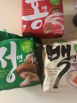 [풀무원] 자연은맛있다 정면, 백면, 홍면  세트 — 5점을 준 리뷰어가 2021년 4월 올린 사용 사진