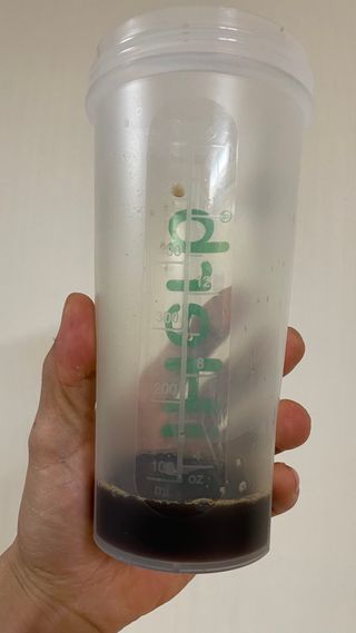 참앤들황토농원 국내산 흑염소를 정성스럽게 담은, 프리미엄 흑염소 진액 70ml x 30포 1박스 — 5점을 준 리뷰어가 2023년 1월 올린 사용 사진