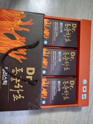 젤리드림 [젤리스틱 3종] 홍삼흑마늘, 동충하초, 석류콜라겐 — 5점을 준 리뷰어가 2022년 9월 올린 사용 사진