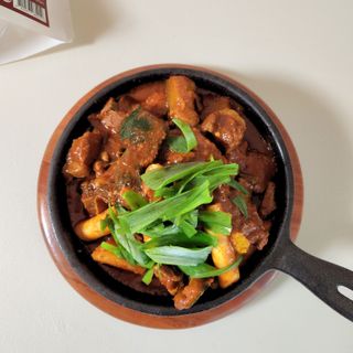 [푸딩팩토리] 대구 동인동식 수비드 매운돼지갈비찜 750g_국내산 돼지고기, 마늘듬뿍 동인동식 찜갈비 — 5점을 준 리뷰어가 2022년 8월 올린 사용 사진
