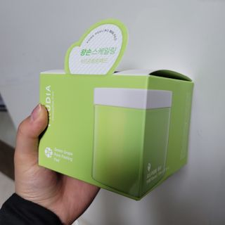 [후르디아] 약산성  모공 필링 패드(70매) — 5점을 준 리뷰어가 2021년 5월 올린 사용 사진