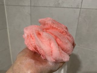 벨먼 내추럴스파 수분광채 스크럽 바디워시 600ml 5종 — 5점을 준 리뷰어가 2022년 5월 올린 사용 사진