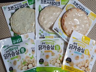 굽네몰 [굽네] 탱글탱글 닭가슴살볼 3종, 닭가슴살 오븐 스테이크 3종 — 3점을 준 리뷰어가 2021년 5월 올린 사용 사진