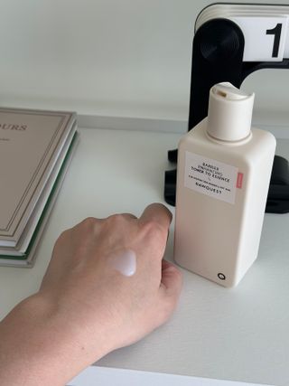 로우퀘스트 베리어 인핸싱 토너투에센스 200ml — 5점을 준 리뷰어가 2023년 11월 올린 사용 사진