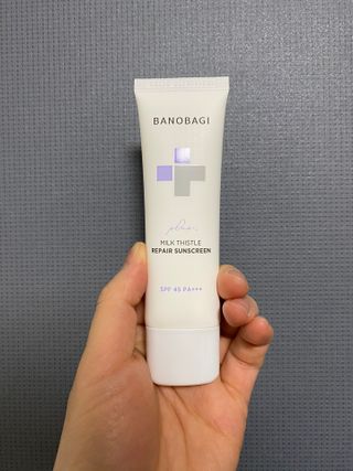 바노바기 코스메틱 바노바기 밀크씨슬 리페어 시카 선스크린 플러스 50ml — 5점을 준 리뷰어가 2023년 4월 올린 사용 사진
