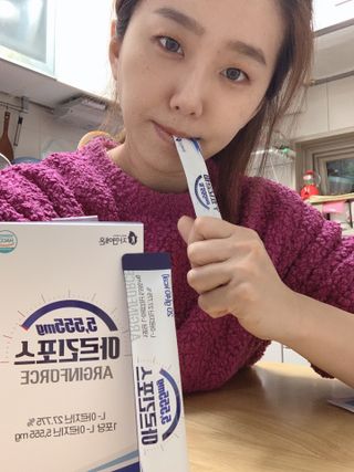 자연에온 아르긴포스 L-아르기닌 5555mg 스틱 15개입 1박스 — 5점을 준 리뷰어가 2022년 1월 올린 사용 사진