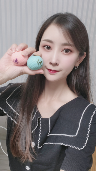 더위치골프(thewitchgolf) 프리미엄 골프 공 더위치골프 매트 펄 컬러의 3피스볼 더위치골프 골프볼 선물세트 — 4.5점을 준 리뷰어가 2023년 9월 올린 사용 사진